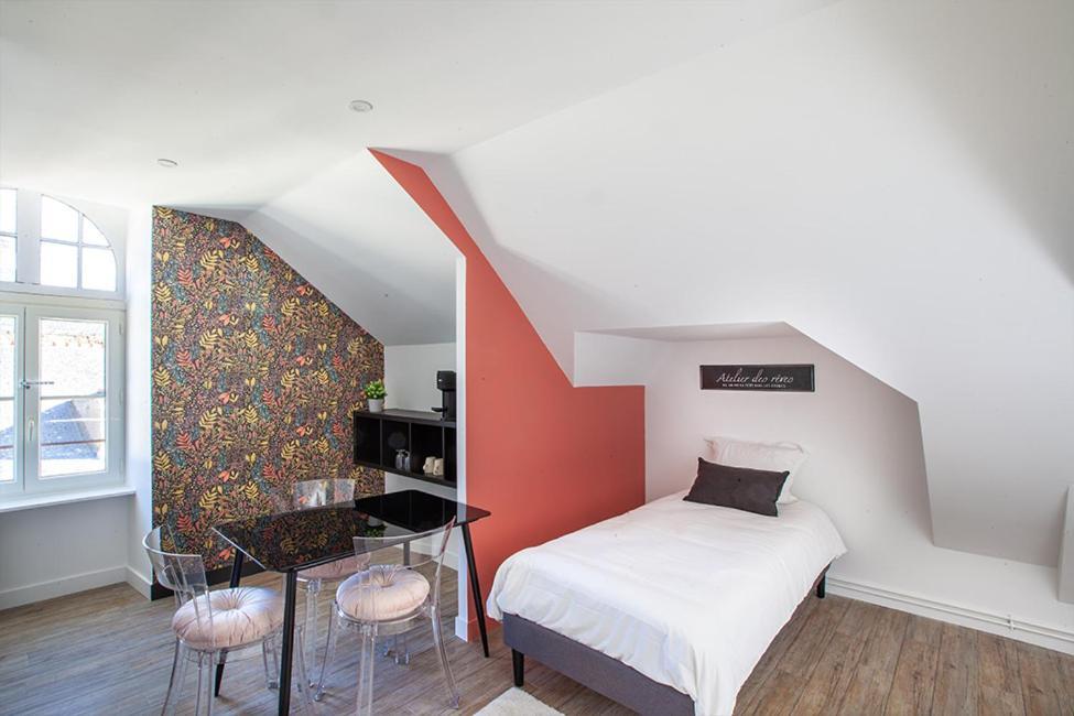 Confidences Escale A Brissac Bed & Breakfast Bagian luar foto