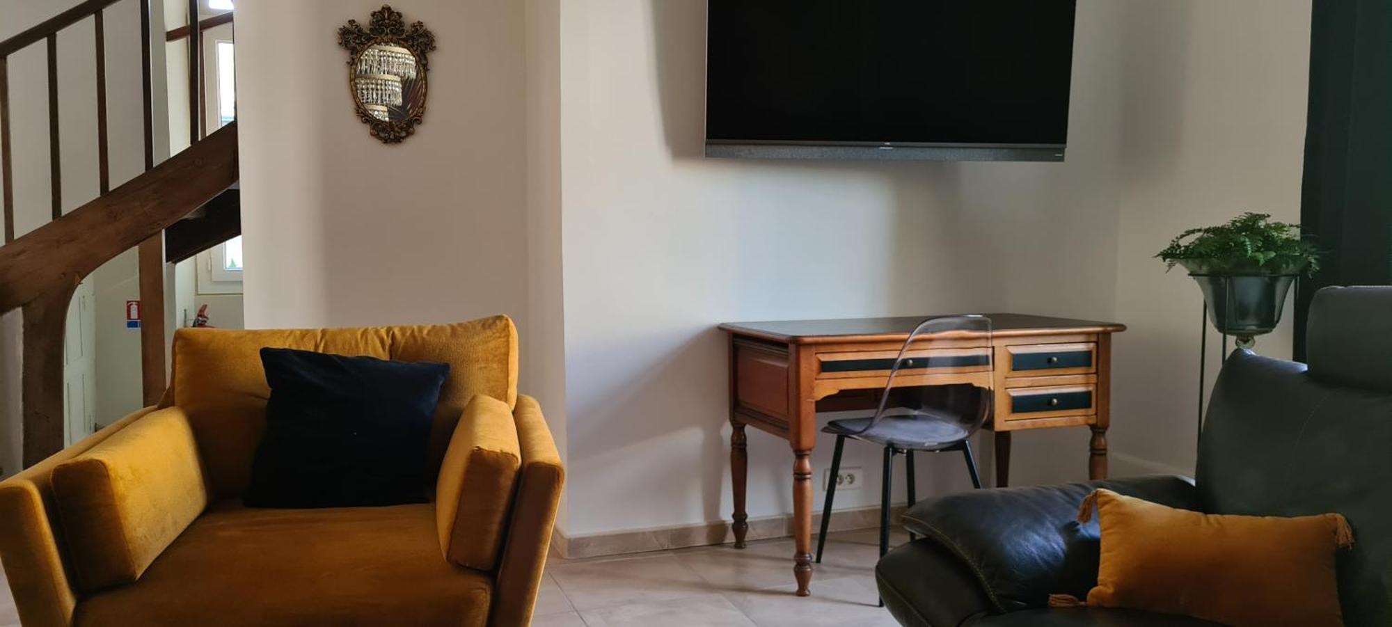 Confidences Escale A Brissac Bed & Breakfast Bagian luar foto