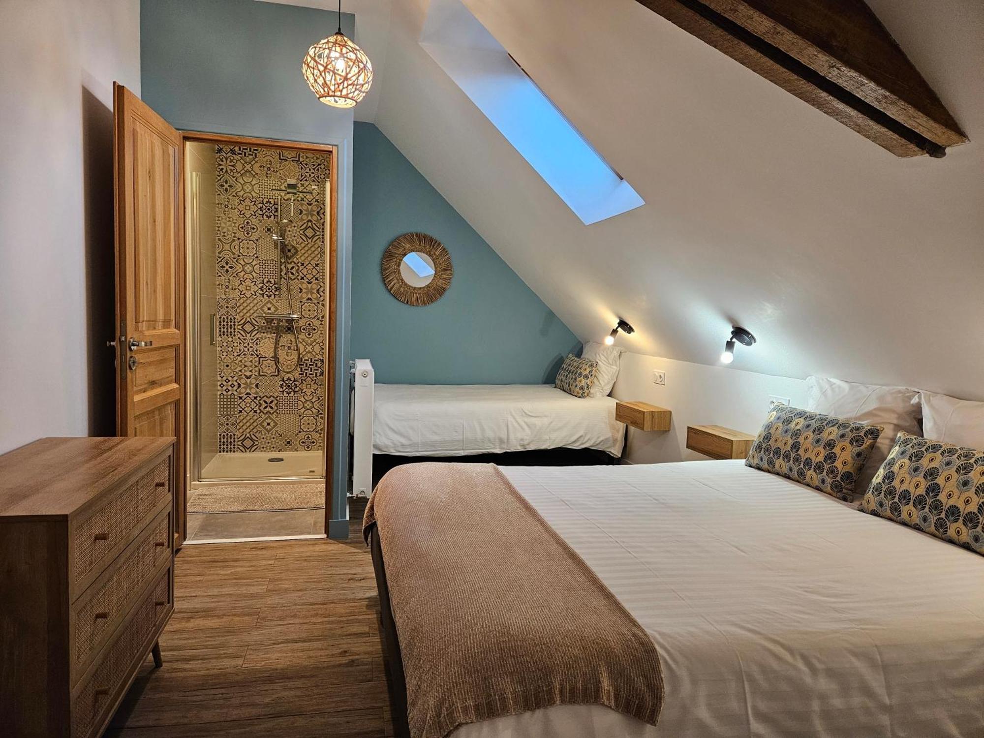 Confidences Escale A Brissac Bed & Breakfast Bagian luar foto
