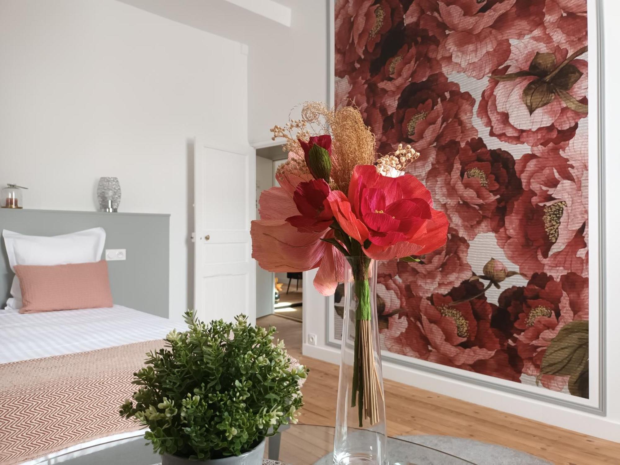 Confidences Escale A Brissac Bed & Breakfast Bagian luar foto